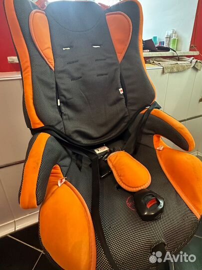 Детское автокресло 15 до 36 кг