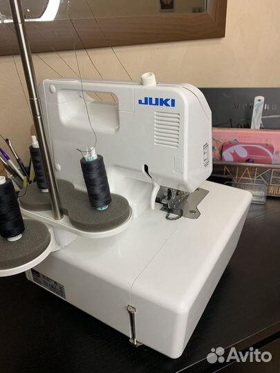 Оверлок juki mo 654 den