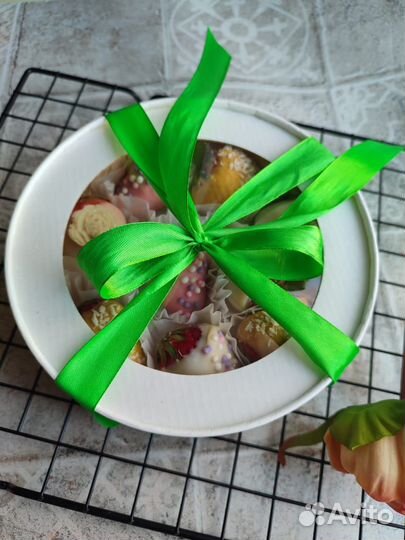 Подарок 8 марта.Клубника в шоколаде.Съедобные буке