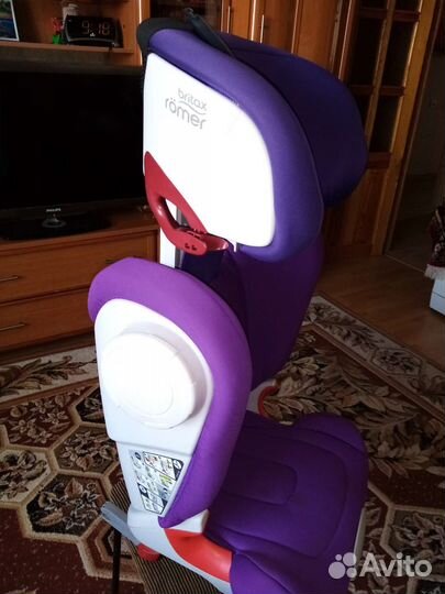 Детское автомобильное кресло от 15 до 36 кг