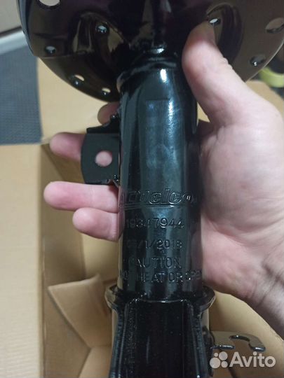 Амортизатор Шевроле Авео