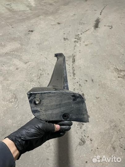 Накладка на порог land cruiser 200 левая