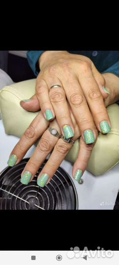 Маникюр и педикюр