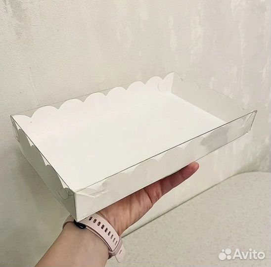 Коробки для десертов/сладостей