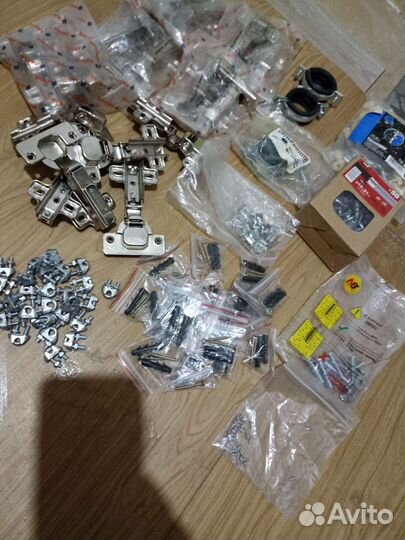 Петли, крепежи