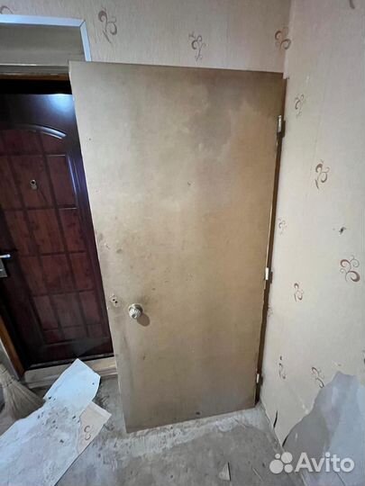 Продам межкомнатные двери бу