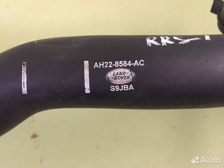 Range Rover Sport 1 Патрубок радиатора