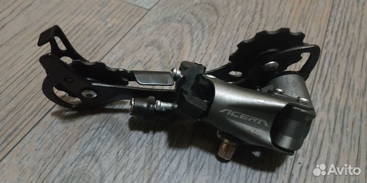 Задний переключатель shimano acera на запчасти