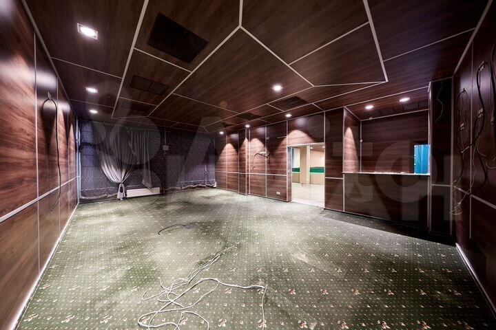 Торговая площадь, 469 м²