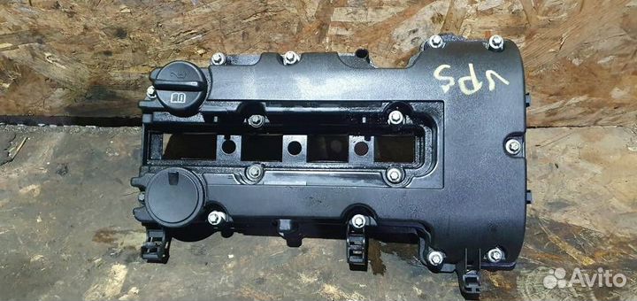 Клапанная крышка Opel Astra J GTC 2012-2017