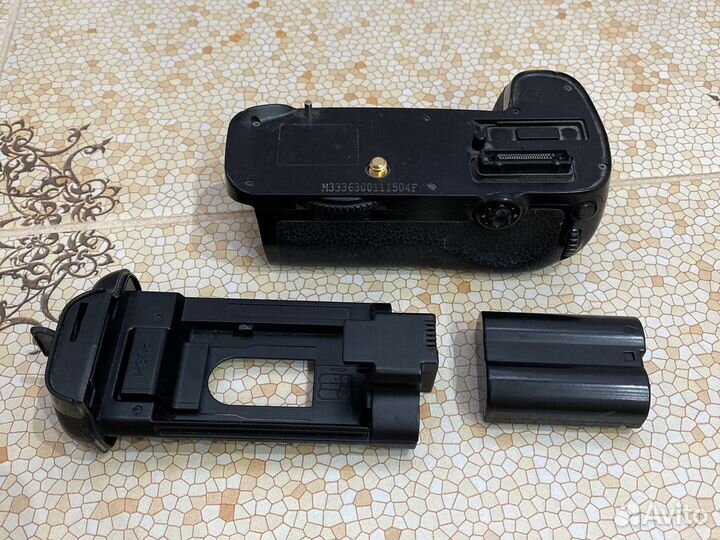 Батарейный блок nikon