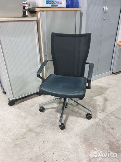 Компьютерное кресло Haworth comforto