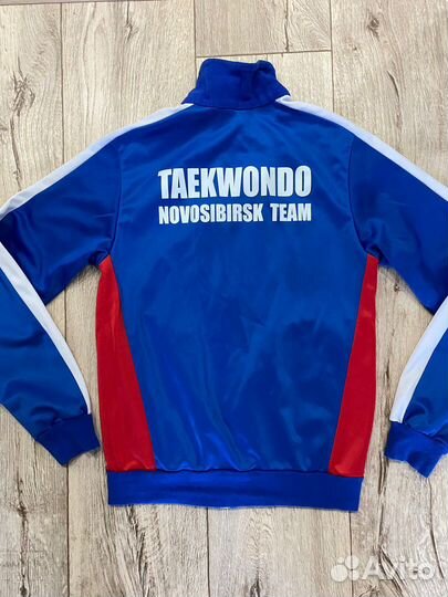 Спортивный костюм 142-150 рост