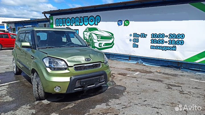 Молдинг крыши левый KIA Soul 872302K100