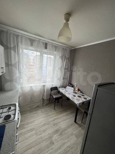 2-к. квартира, 52 м², 7/10 эт.