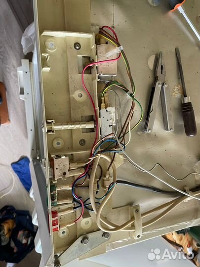 Ремонт стиральных машин/Посудомоек/Холодильников