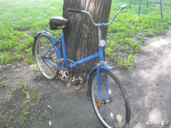 Два дорожных велосипеда