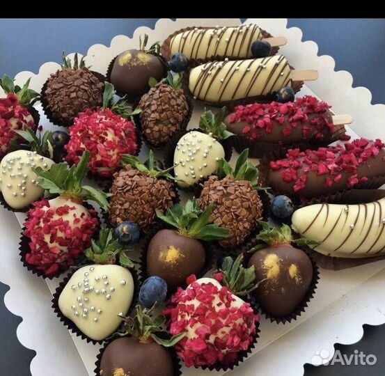 Клубника в шоколаде. Ручная работа