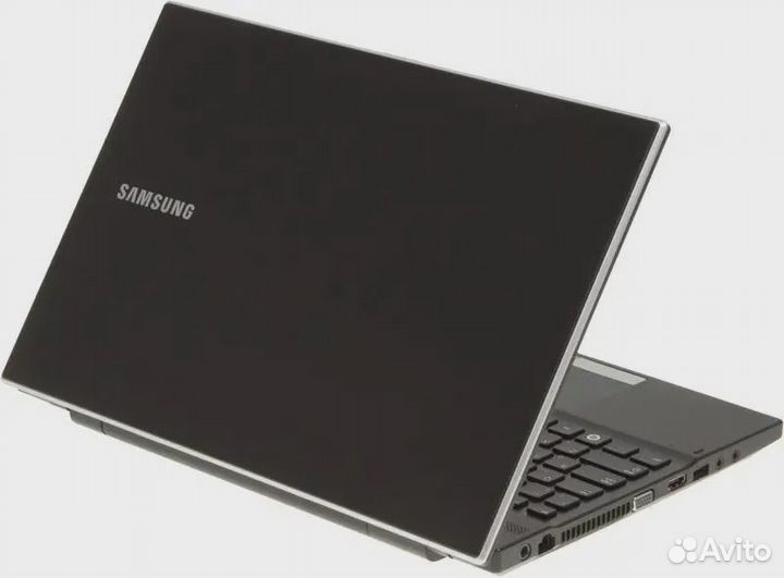 Ноутбук Samsung NP305V5A, AMD A4-3310MX, SSD 240