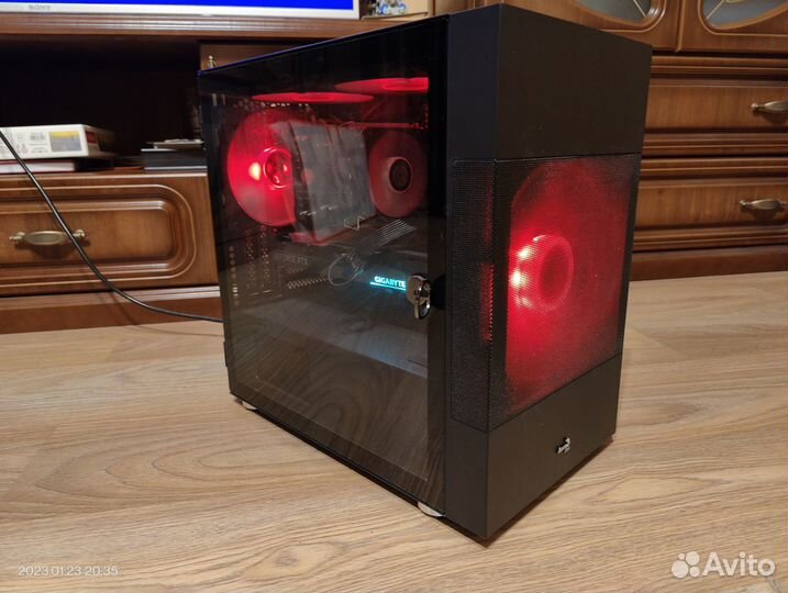 Корпус Aerocool Atomic V2 с вентиляторами