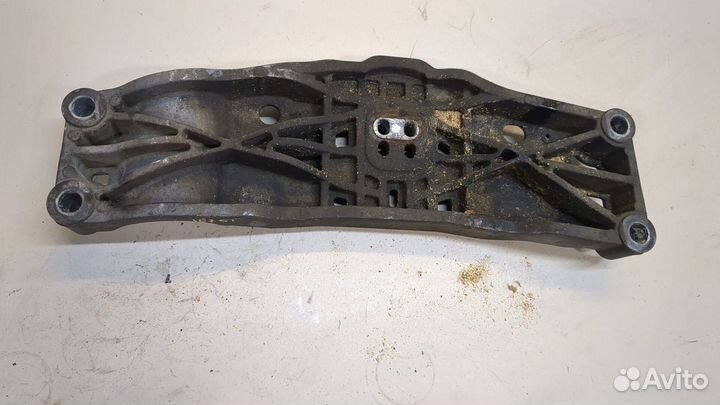 Кронштейн кпп Chrysler 300C 2011, 2014