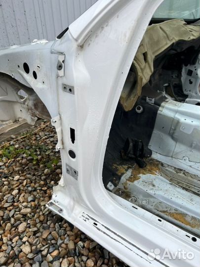 Передняя стойка кузова левая Audi A6 C6 2.8 2010