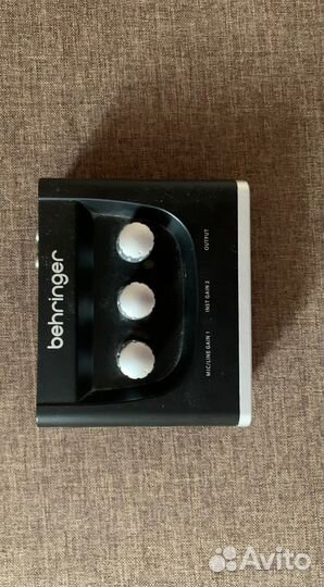 Звуковая карта Behringer u phoria UM2