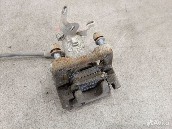 Задний правый суппорт для 1.4 Skoda Octavia A7