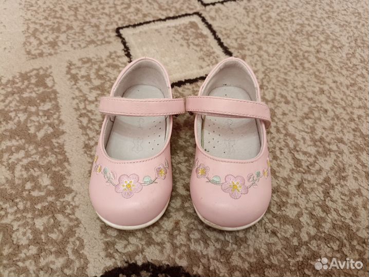Туфли для девочки 22