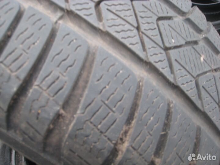 Pirelli Winter Sottozero 3 225/55 R18