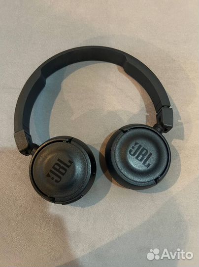 Беспроводные наушники JBL T450BT