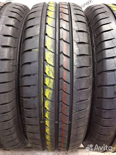 Goodyear EfficientGrip 195/60 R16 89H