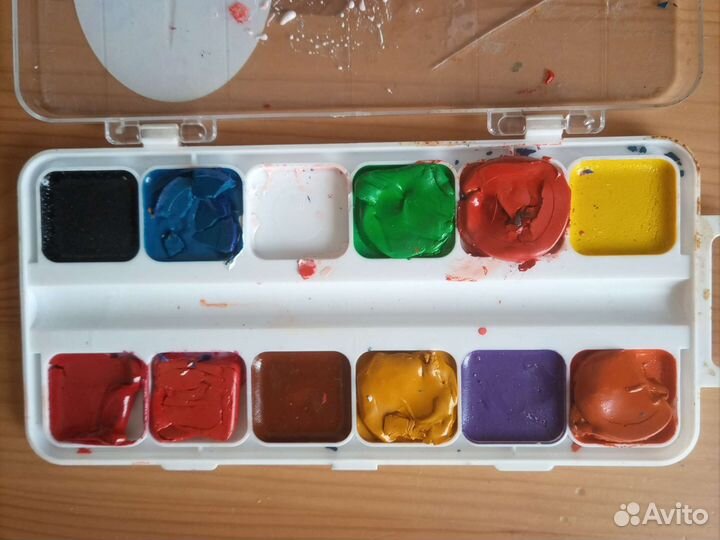 Краски акварельные, краски сухие, гуашь