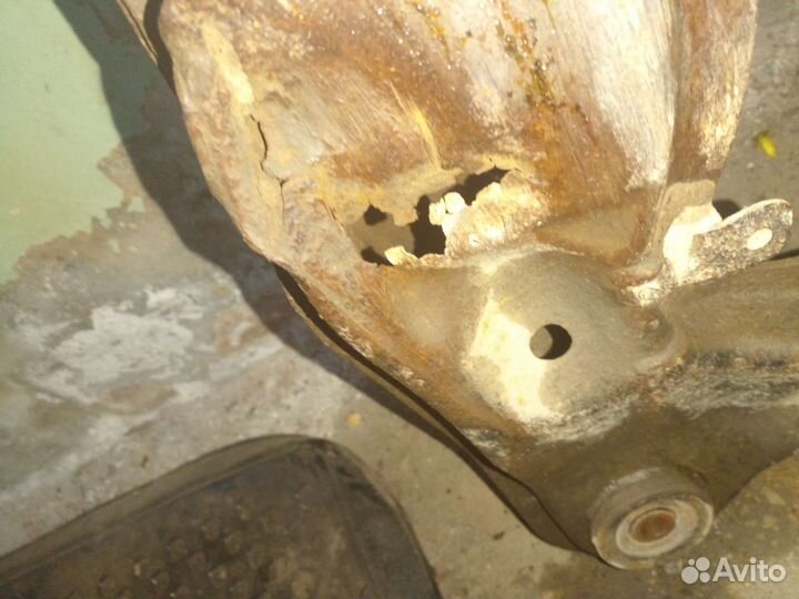 Передний подрамник hyundai sonata 4 1999-2001 g4jp