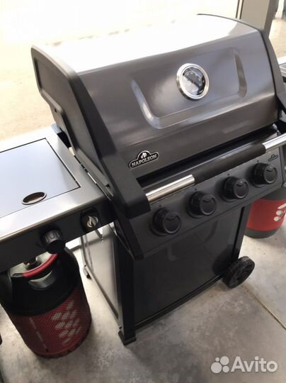 Газовый гриль Napoleon 425 Фристайл