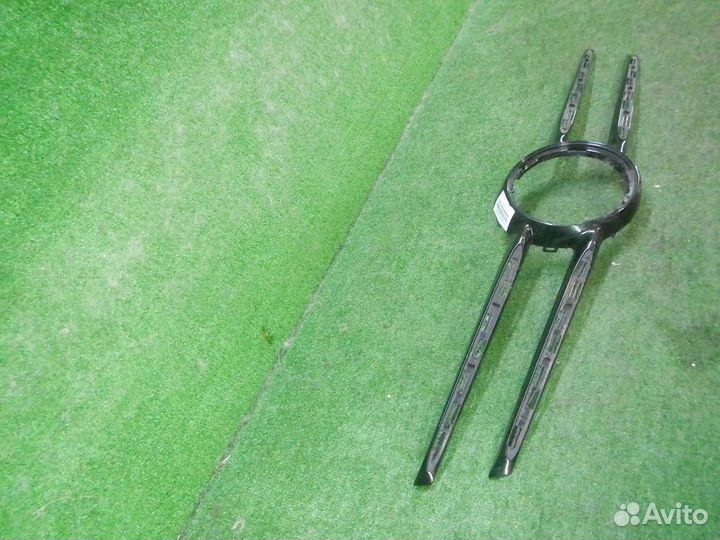 Накладка решетки радиатора Mercedes V W447 (2014-н