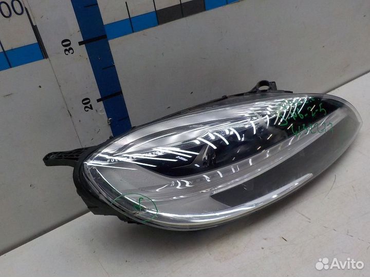 Фара правая Volvo V40