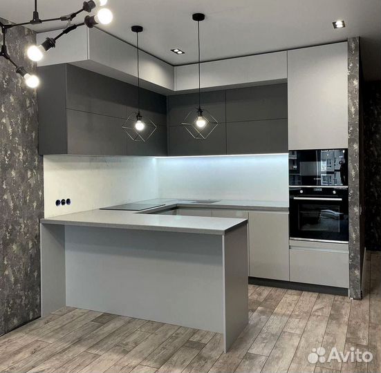 Кухонный гарнитур в современном стиле на заказ