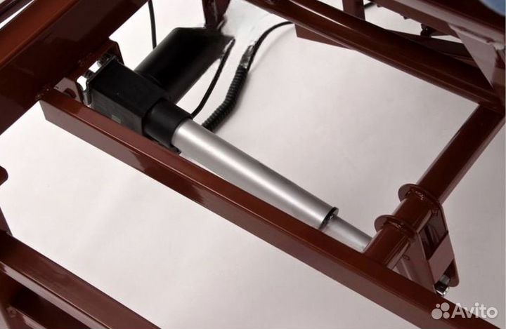 Медицинская кровать функциональная