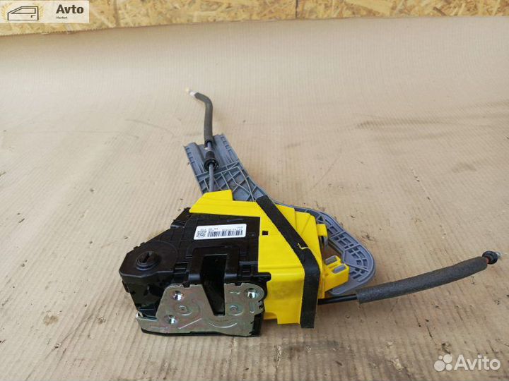 Киа Спортейдж 4 замок двери задней