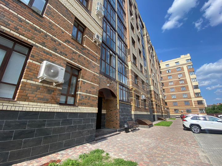 2-к. квартира, 67 м², 5/9 эт.