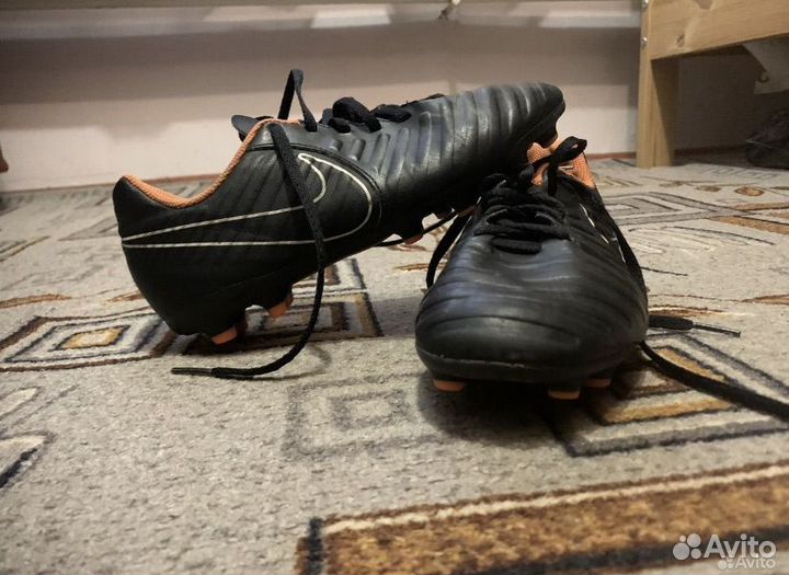 Бутсы nike tempo