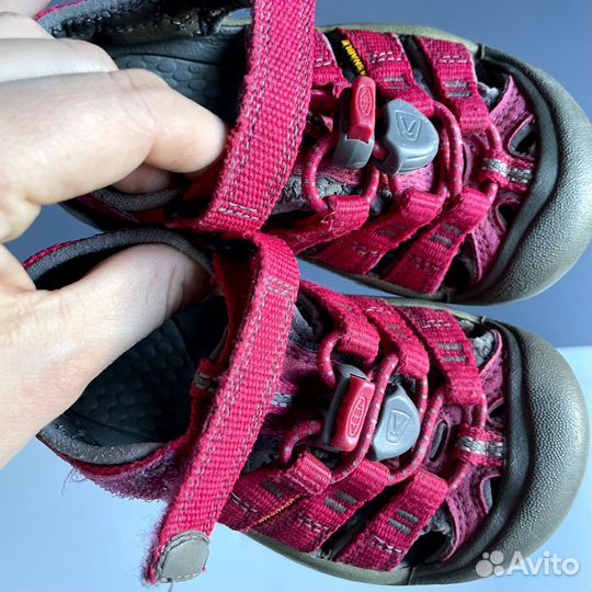 Сандалии Keen Newport 24 25