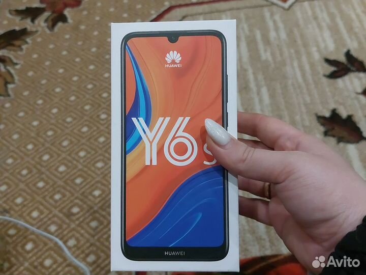 HUAWEI Y6s, 3/64 ГБ