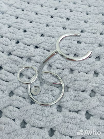 Подставка для бритвенного станка и помазка