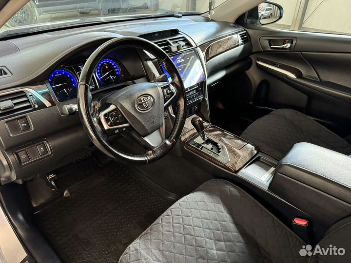 Toyota Camry 2.5 AT, 2014, 74 000 км