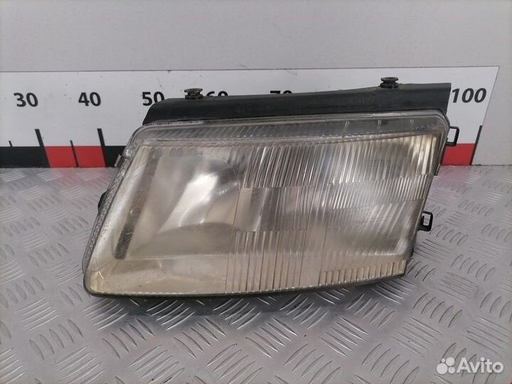 Фара передняя для Volkswagen Passat 5 14869100