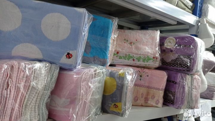 Постельное бельё и палатинса куфиний наличие