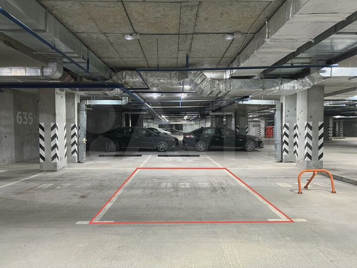 Машиноместо, 17 м²