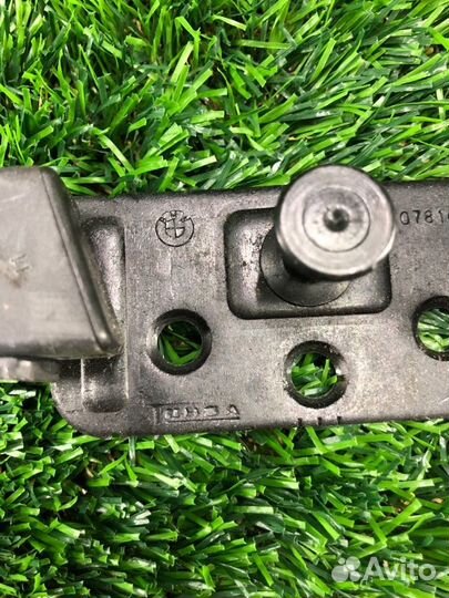 Замок багажника Bmw 1 E87 N45B16 2005